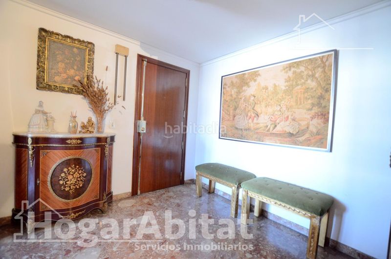Foto ed154a38-511b-4099-a244-1877194b94f8. Pis amb aparcament a Centro Histórico Gandia