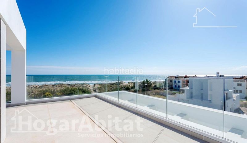 Foto 9cad86e2-9339-4095-bba6-2b71f5ea6372. Xalet amb aparcament piscina a Oliva playa Oliva