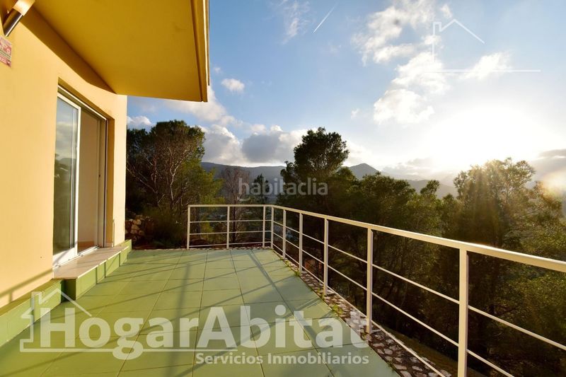 Foto c63ddac2-3977-4360-8d3a-6b766cb5413f. Xalet amb aparcament piscina a Almiserà