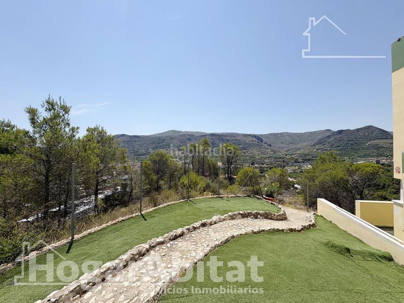 Foto c88c120e-b0c7-47e1-b1a6-705b99e02cf9. Xalet amb aparcament piscina a Almiserà