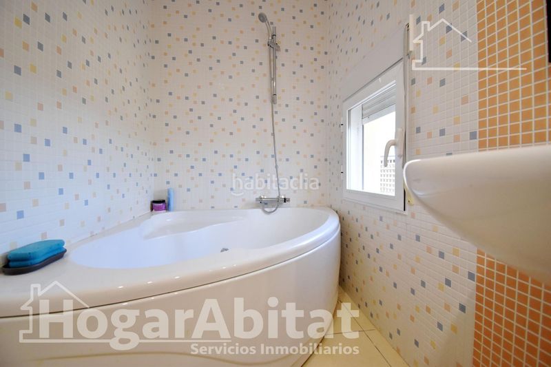 Foto f4034c96-a11e-4895-8175-ebef060fe1b1. Xalet amb aparcament piscina a Almiserà