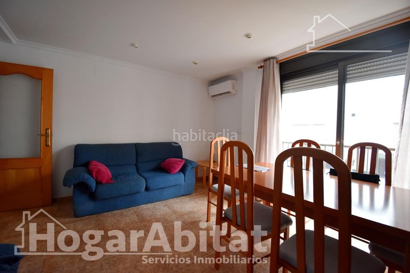 Foto 58014f11-c665-4ff9-9ada-01d4d83e26e5. Casa amb aparcament a Benirredrà