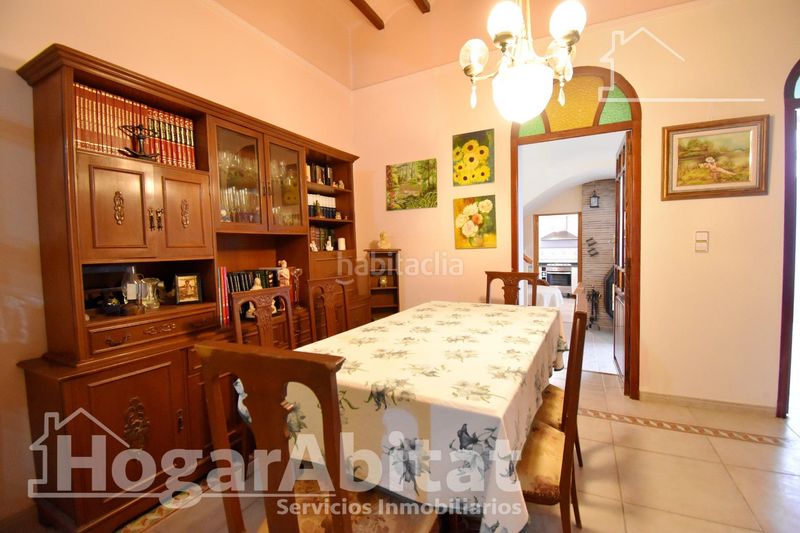 Foto 9ae4fa70-d77e-4759-b0ca-c234a0351eca. Casa amb aparcament a Benirredrà