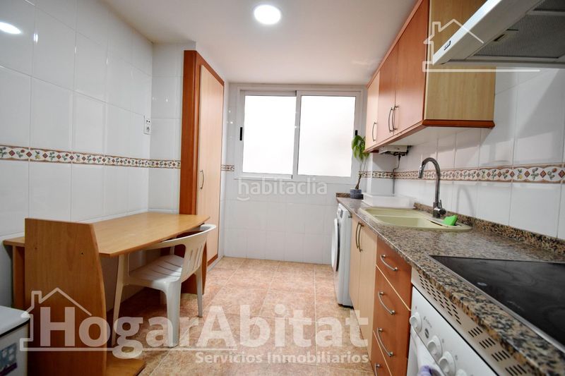 Foto ab6b08d4-2a2e-49d2-9fc5-050d7b9b485e. Casa amb aparcament a Benirredrà