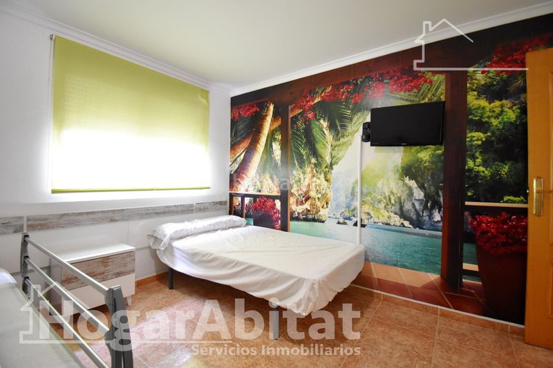 Foto cf5f0a19-be35-41c5-9bd7-e6bc371c4dc8. Casa amb aparcament a Benirredrà