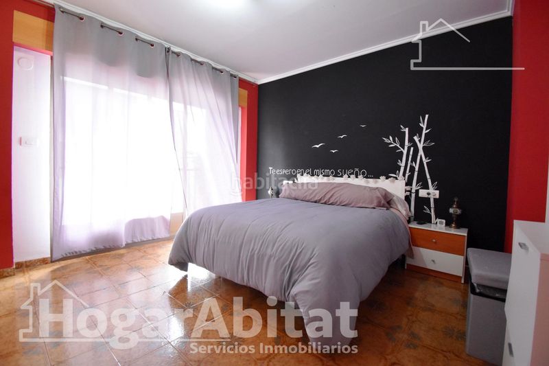 Foto cfe524db-a09d-4fec-a7b1-2537fe891514. Casa amb aparcament a Benirredrà