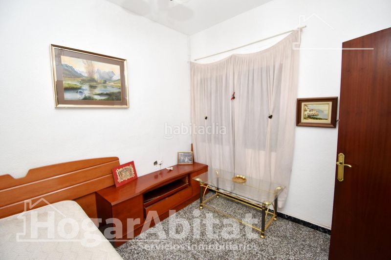 Foto f5dc8aa3-b0e2-4111-810c-7a699757c36f. Casa a Carcaixent