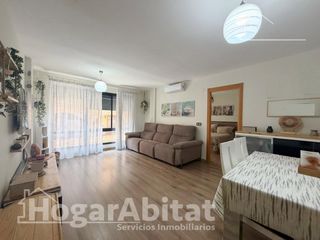 Appartement  Calle horta. Hogar de lujo! amplio, bonito y luminoso con balcón