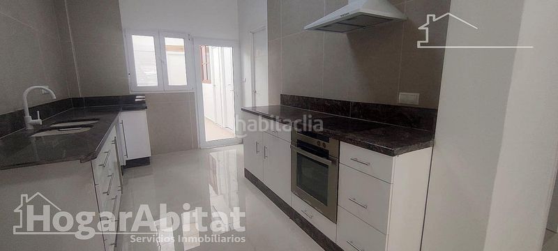 Foto dd7a0313-a666-4268-bbfa-c3654ba8d317. Pis a Algemesí