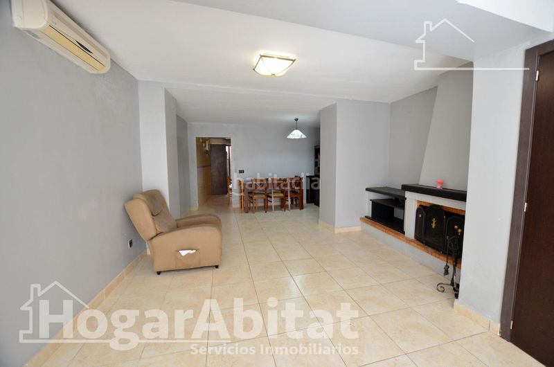 Foto 788fc768-8b27-4cab-b6d7-0dbb95b9ada0. Casa adossada amb calefacció a Bellavista-Capiscol-Frank Espinós San Juan de Alicante