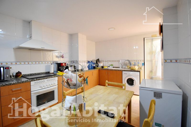 Foto 00fb6336-3585-451a-b659-20bea914b734. Pis amb aparcament a Piles