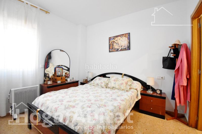 Foto bc0a3656-acb2-49ac-be6f-b238e8774c7b. Pis amb aparcament a Piles