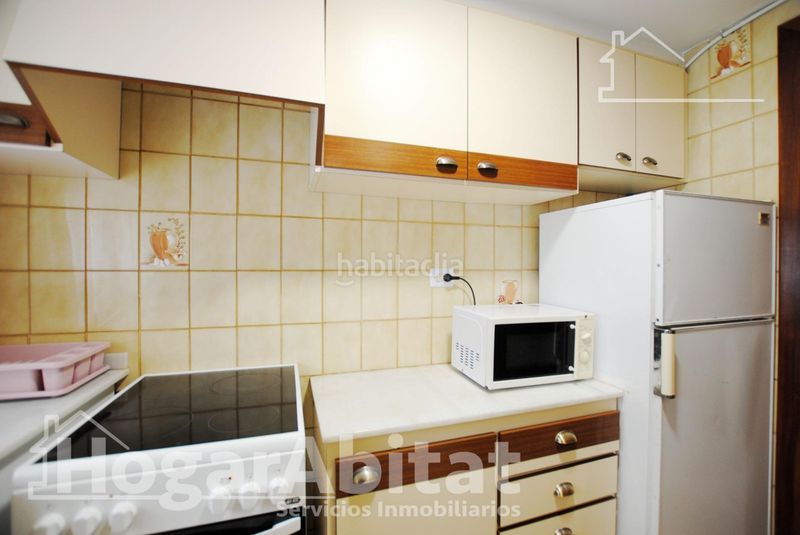 Foto d3a8dd54-9d1e-4fe3-8e58-192894c634e1. Pis a Bellreguard