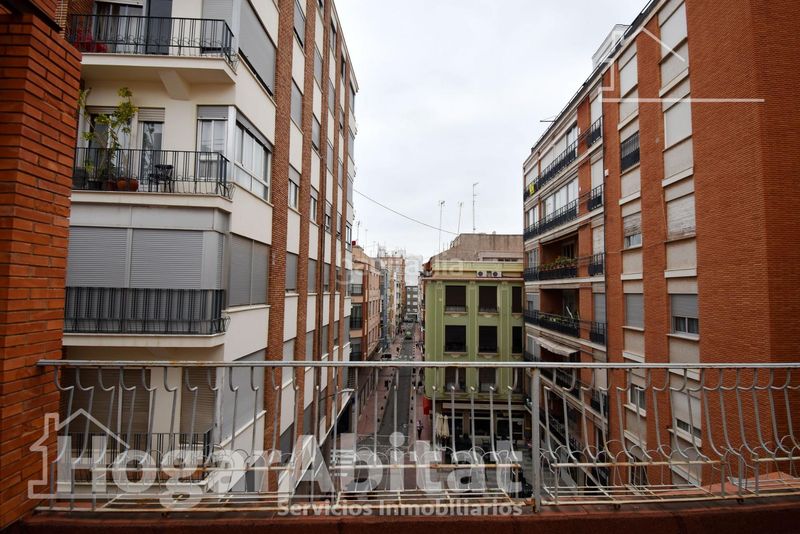 Foto b41ee794-4e0a-4c69-94d0-6d19d1442b5d. Casa amb aparcament a Centro Burriana