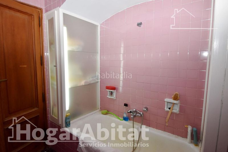 Foto cc709267-cc47-47fe-957c-6b448b919253. Casa amb aparcament a Centro Burriana