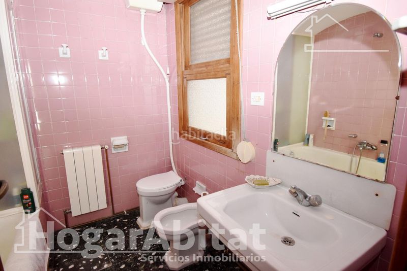 Foto ceb1cf3c-9173-446d-8cdb-24b3df1ef1b5. Casa amb aparcament a Centro Burriana