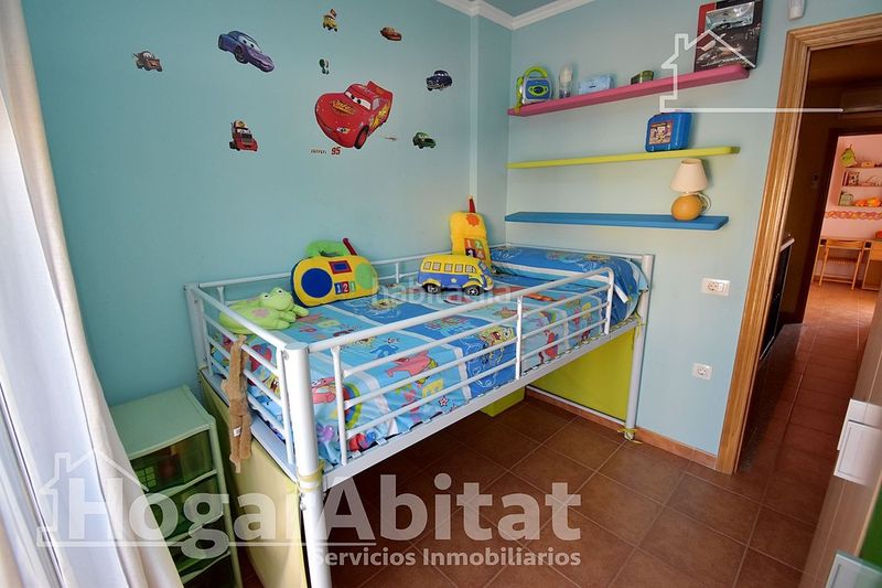 Foto d79d5408-26a0-4aed-85f1-264b5a7cc39f. Casa adossada amb aparcament a La Torre-Playa de Chilches Moncofa