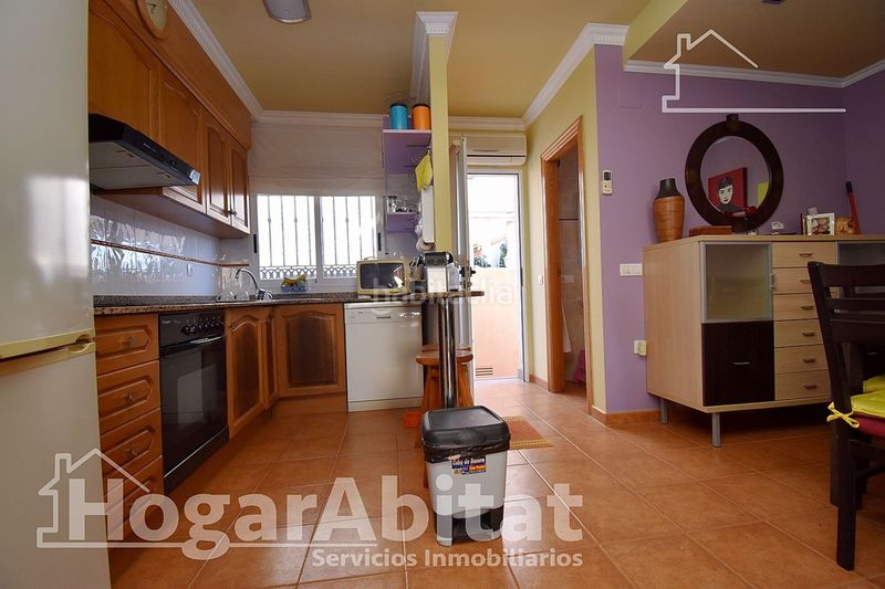 Foto f6a87740-5912-4615-9b5a-776afc7eee54. Casa adossada amb aparcament a La Torre-Playa de Chilches Moncofa