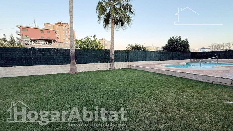 Foto ed3e3b82-21a4-4578-ab60-405bcd7526f9. Pis amb aparcament piscina a Piles