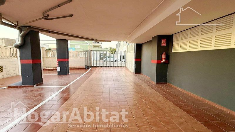 Foto fa100f6c-ef84-43c9-91c0-9a8449f448fd. Pis amb aparcament piscina a Piles