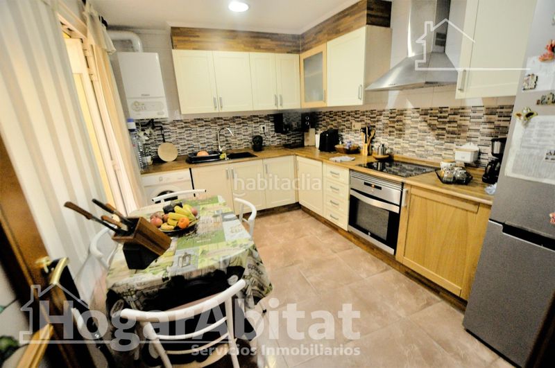 Foto 33ca5726-60f1-4a90-ba9e-05936622385a. Casa adossada amb aparcament a Puçol ciudad Puçol