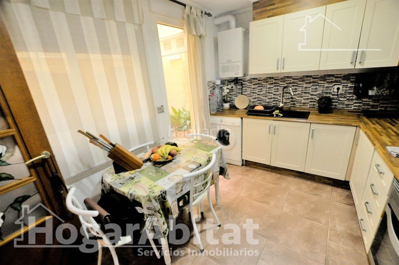 Foto d47cf65a-d3e9-4f7e-8f7c-b6ff69f1984f. Casa adossada amb aparcament a Puçol ciudad Puçol