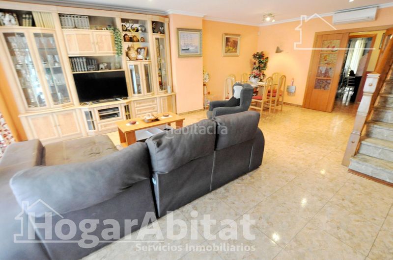 Foto e5a373b6-ff42-4f3c-8dff-c1a19ba183f3. Casa adossada amb aparcament a Puçol ciudad Puçol