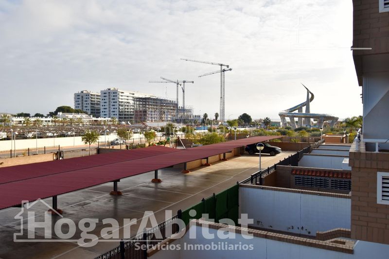 Foto b02d2e1a-27fe-4902-a29e-4044a22d05c8. Pis amb aparcament piscina a Jardines del Mar Oropesa del Mar