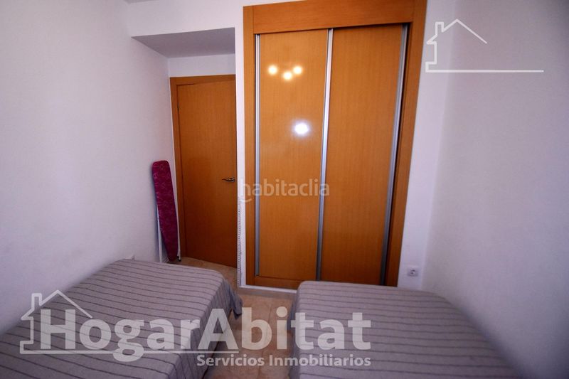 Foto dfbce65d-f81d-48b0-b625-c4b02c57ca37. Pis amb aparcament piscina a Jardines del Mar Oropesa del Mar