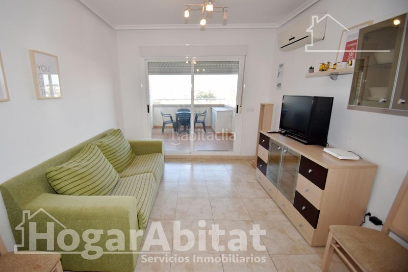 Foto f3b01dfa-d8d5-4aec-bc90-dddaf84436b6. Pis amb aparcament piscina a Jardines del Mar Oropesa del Mar