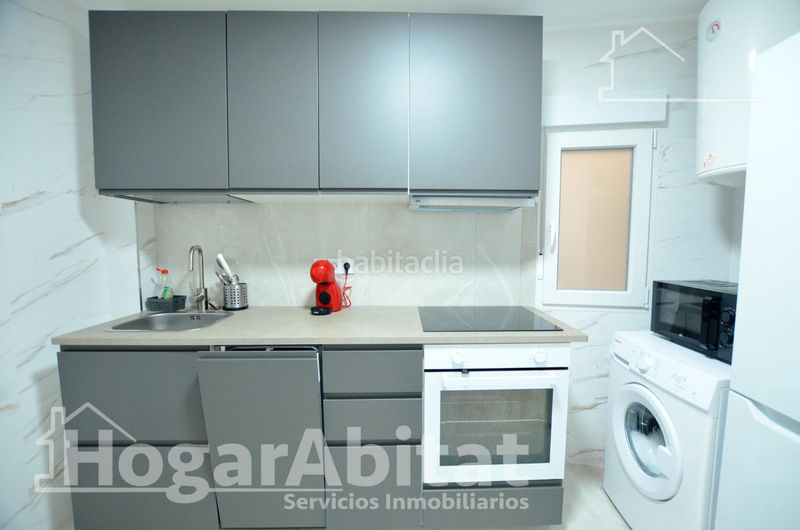 Foto 87c8e27f-5fb8-471b-9f36-511363a5da34. Pis a Campoamor Alicante