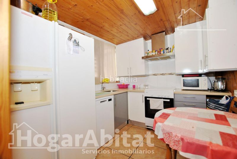 Foto ac943ec3-9832-4947-84d1-e13a8d41fbee. Casa adossada amb piscina a Oliva playa Oliva