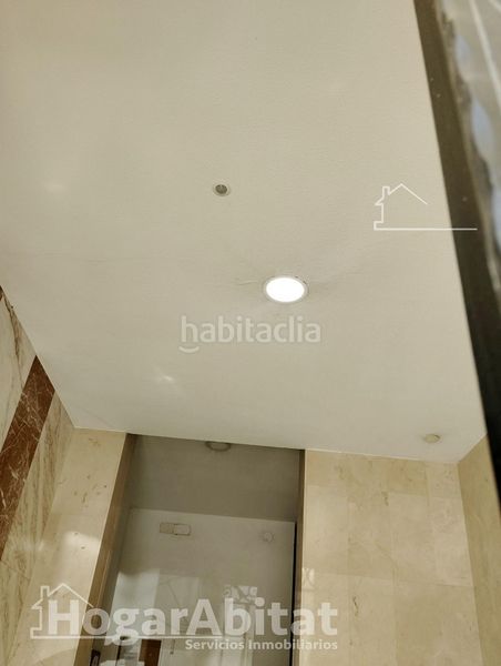 Piso oportunidad! exterior y acogedor con balcón en Valencia - Imagen 15