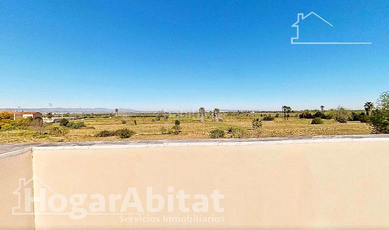 Foto fa1d0569-91f3-4447-a50a-4fec3cf6f27c. Casa amb calefacció aparcament a Benimuslem
