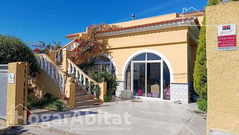 Foto b8b7bce7-0bd6-43dc-93a8-a2ae7b7916f7. Xalet amb calefacció aparcament piscina a Oliva playa Oliva