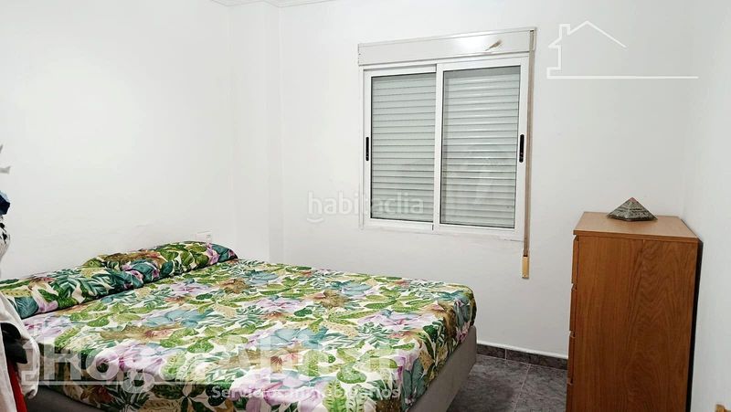 Foto d771e477-96f3-4f95-b50c-7e279b0abb85. Xalet amb calefacció aparcament piscina a Oliva playa Oliva