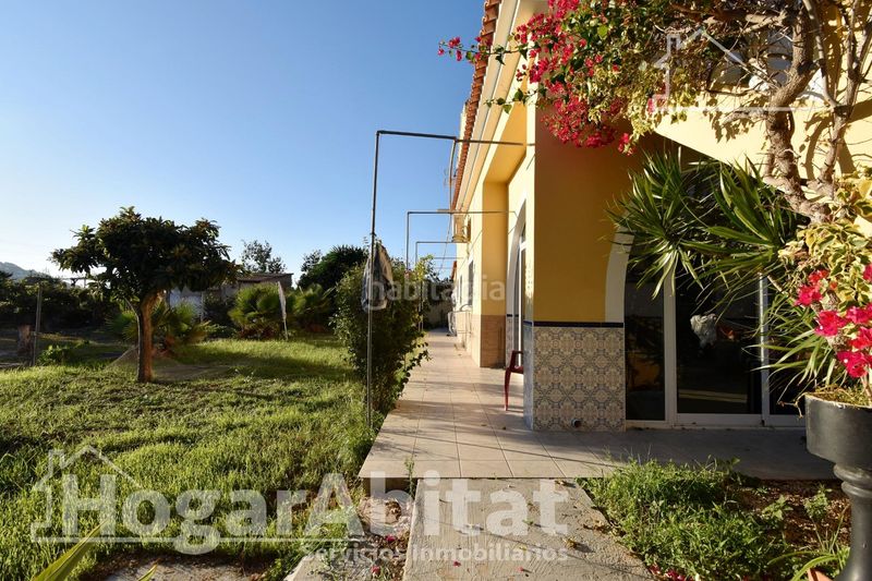 Foto f1ad994f-3693-4a3f-8a4a-36d8b8d52df9. Xalet amb calefacció aparcament piscina a Oliva playa Oliva
