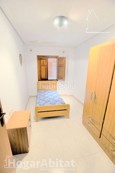 Foto 816638f5-8c4e-4f85-9d11-35ebc63b7017. Casa amb aparcament a Rafelbunyol