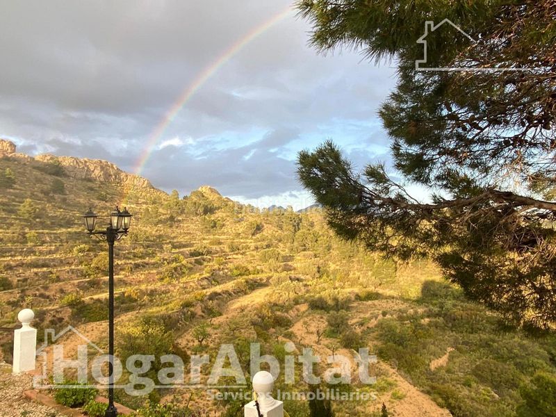 Foto d3265f18-d94f-4c94-8654-7c61bbcb03cc. Xalet amb aparcament a Relleu