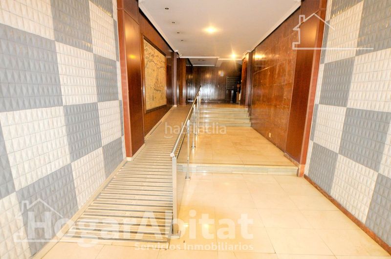 Foto 16841764-7590-41bf-957a-cc19917b7d9f. Pis a Mestalla Valencia