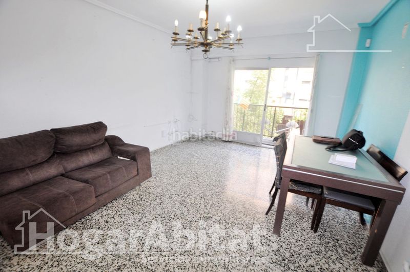 Foto 2b236719-3af4-485e-b746-4e602264346b. Pis a Mestalla Valencia