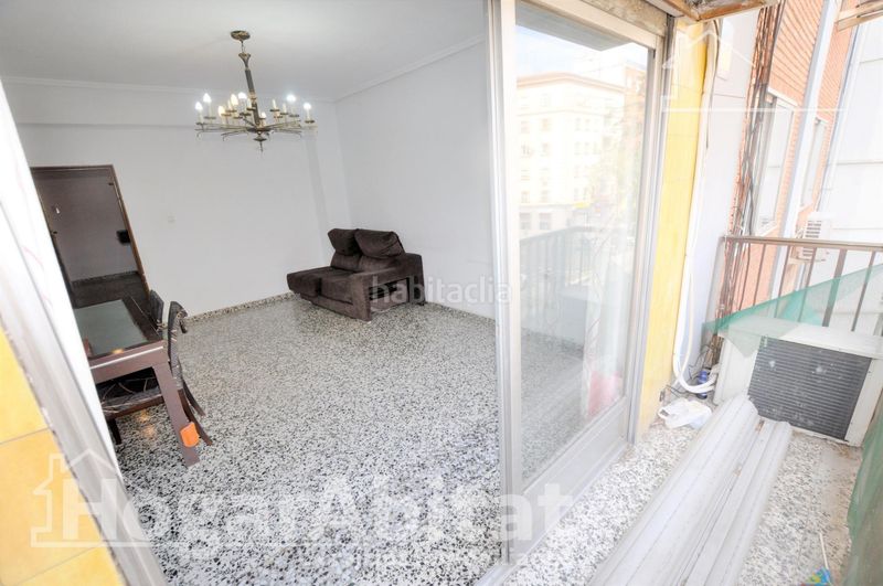 Foto d4882ad5-81c4-4e9e-ad0e-cae62c65a5e8. Pis a Mestalla Valencia