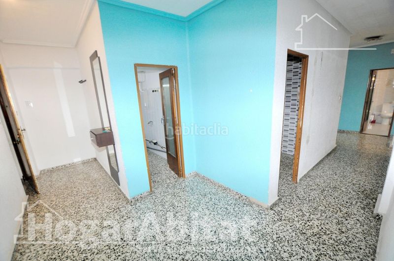 Foto ec055aec-7340-4bd9-8b62-f966bd7cf341. Pis a Mestalla Valencia