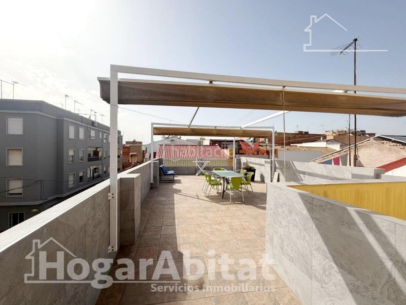 Foto 55c93e2f-2176-4107-9e43-debe41ece98b. Casa a Albal