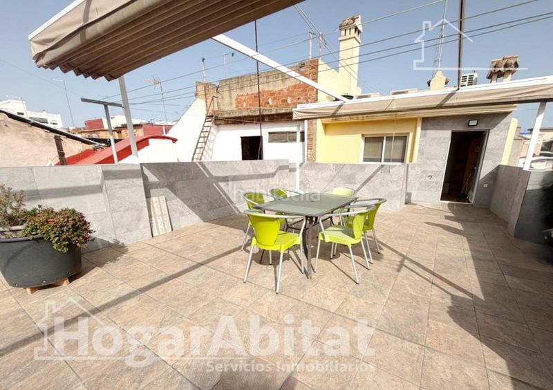 Foto b43871af-995b-4e86-afa1-92ef0dd0b96a. Casa a Albal
