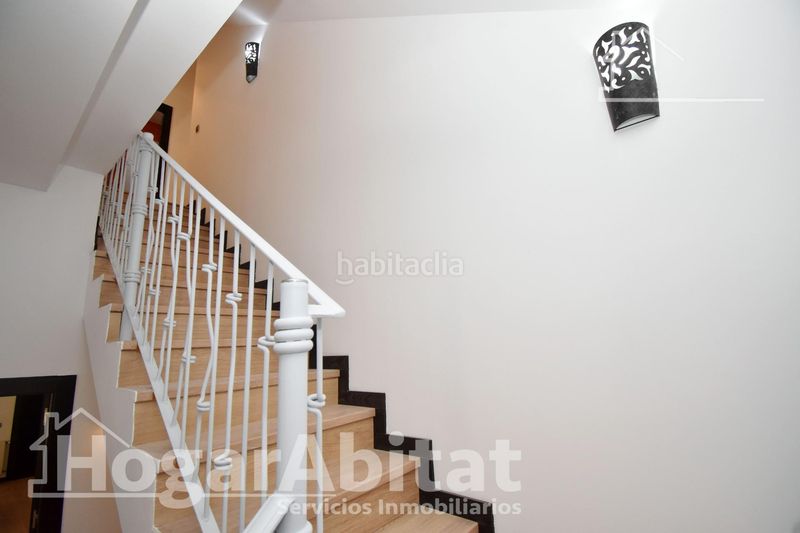 Foto 3c1677f1-66b6-49a7-b23a-dd9b0dc2482e. Casa amb calefacció aparcament a Massarojos Valencia