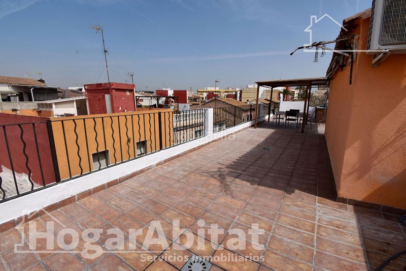 Foto 4899e432-3c4b-4e20-a5e8-ddbb3def42a3. Casa amb calefacció aparcament a Massarojos Valencia