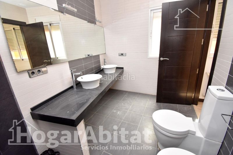 Foto 9545e1bb-e6ff-475b-9ce1-ff2f178c6936. Casa amb calefacció aparcament a Massarojos Valencia