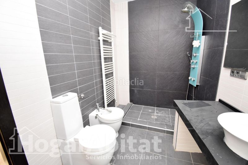 Foto d993978b-8014-4802-b050-9b2696507548. Casa amb calefacció aparcament a Massarojos Valencia