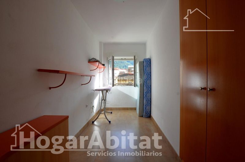 Foto 21a5b6d2-6f87-457b-9bef-38fd0cf34fb6. Pis a Vilallonga / Villalonga